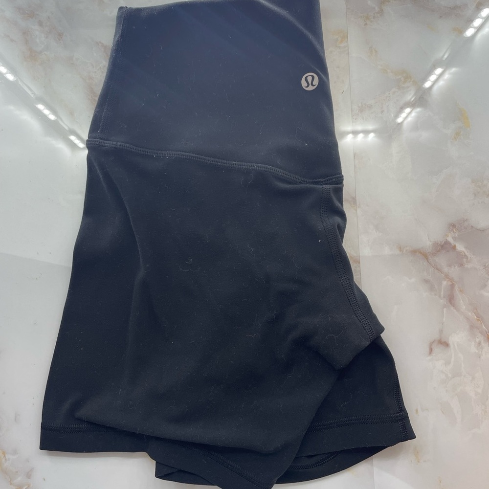 lulu biker shorts
